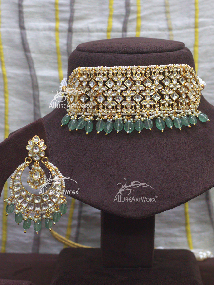 Kundan Choker